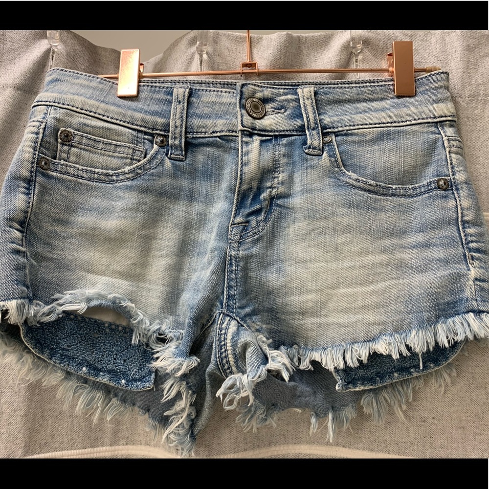 american eagle shorts size 0 shortie in Women